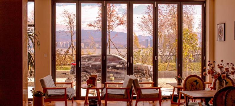 大理伽蓝Joyland海景客栈(洱海生态廊道店)图片