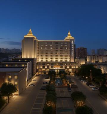 格林缦旅大酒店(八一广场一附院店)