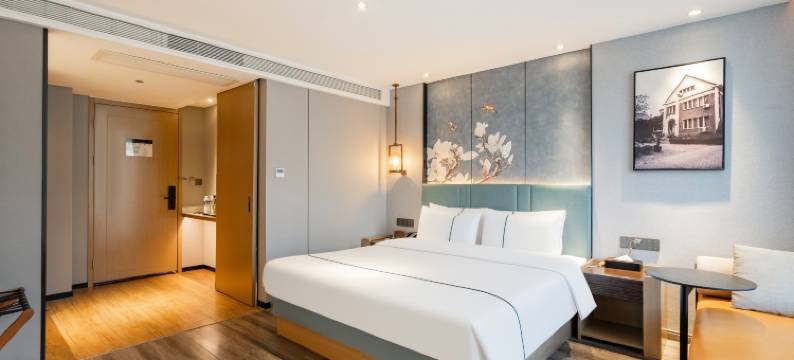 白玉兰酒店(天津五大道民园广场景区店)图片