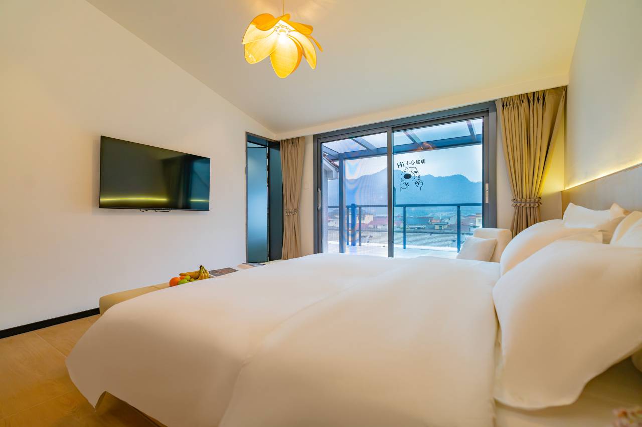 白屿酒店(OMG心跳乐园店)