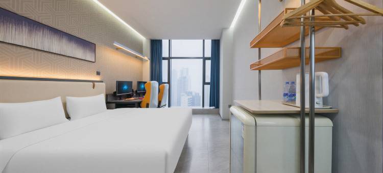 阿雅达·江景电竞酒店(长沙滨江万象城店)图片