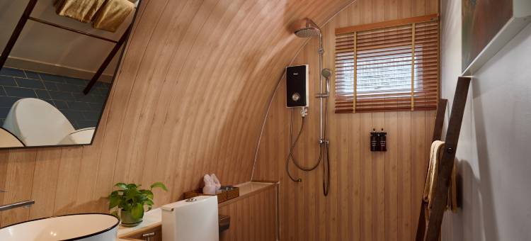 Tube Resort by EHM图片