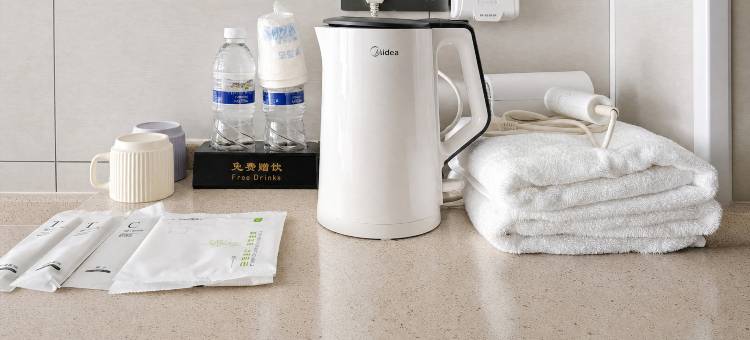筑梦观影酒店(郑州大学新校区河南工业大学地铁站店)图片