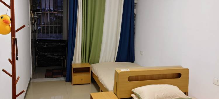 听见涛声青年旅舍(甲天下广场店)图片