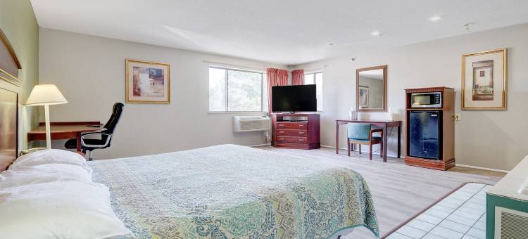 靠近 I 69 的冷水溪Inn & Suites(Coldwater Inn & Suites Near I 69)图片