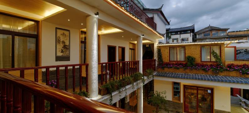 美美聚观景民宿(丽江古城大水车店)图片