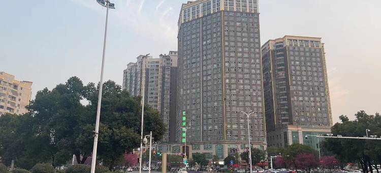 萤火酒店(咸宁同惠广场湖北科技学院店)图片