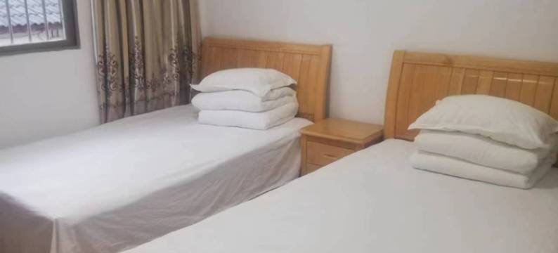 五马朝天客栈(井冈山下村店)图片