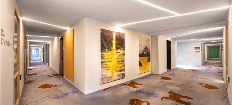 果实酒店(中山广场人民路东港商务区店)图片