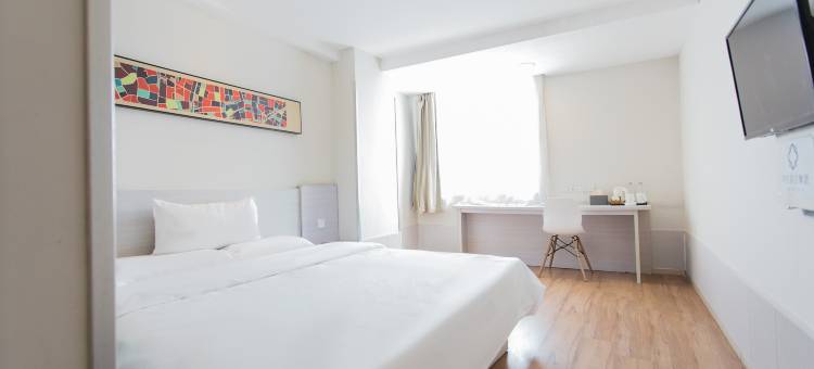 美仑曼居酒店(鞍山火车站鞍钢南门店)图片