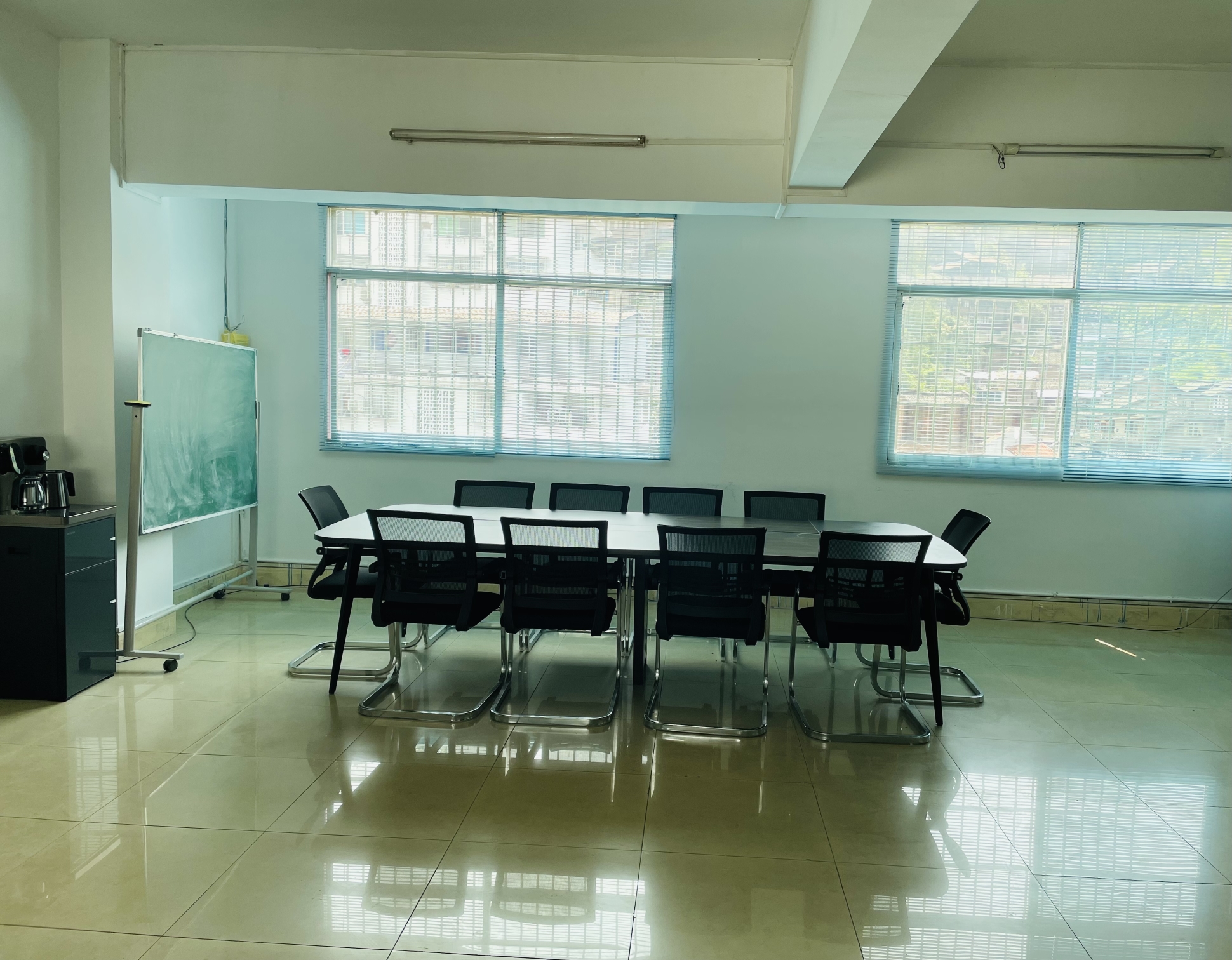 Huateng HotelOver view