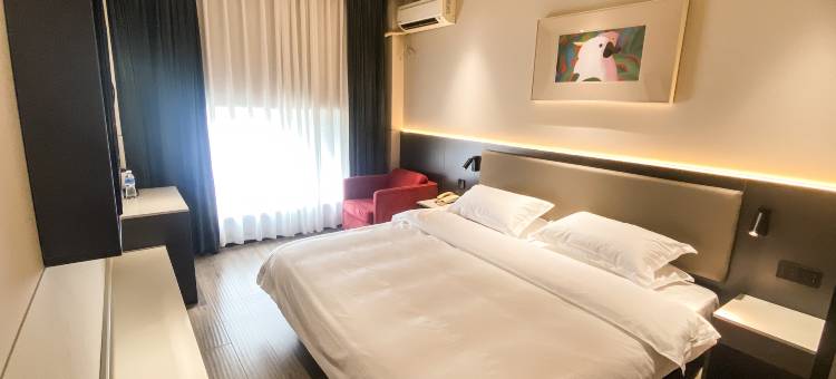 格丽酒店(郑州市上街区世纪广场店)图片