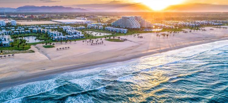 南会安温佩高尔夫度假酒店(Vinpearl Resort & Golf Nam Hoi An)图片