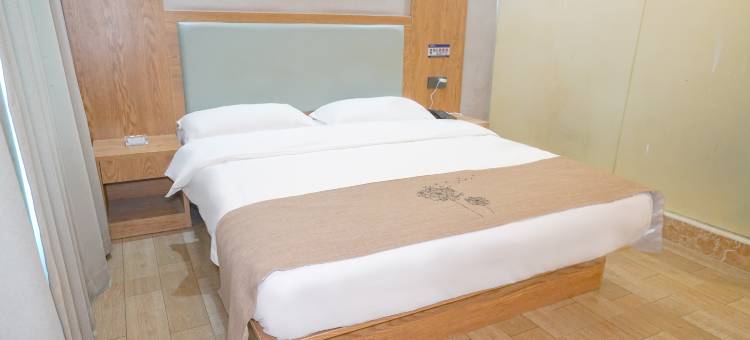 仁怀春阅酒店(国酒南路店)图片