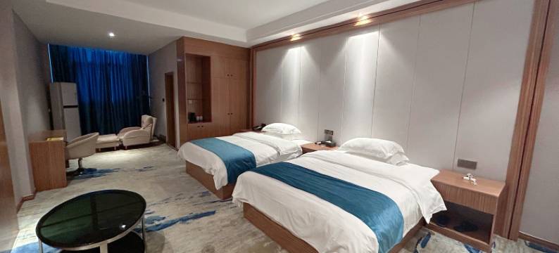 兴国雅致吉祥酒店(兴国翡翠广场店)图片