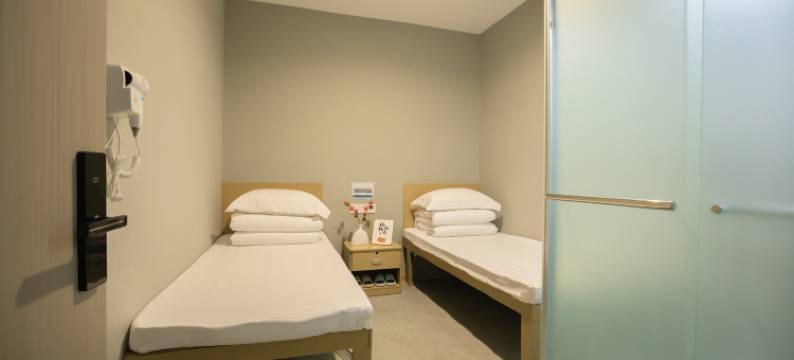 花妖钱塘酒店(杭州东站闸弄口地铁站店)图片