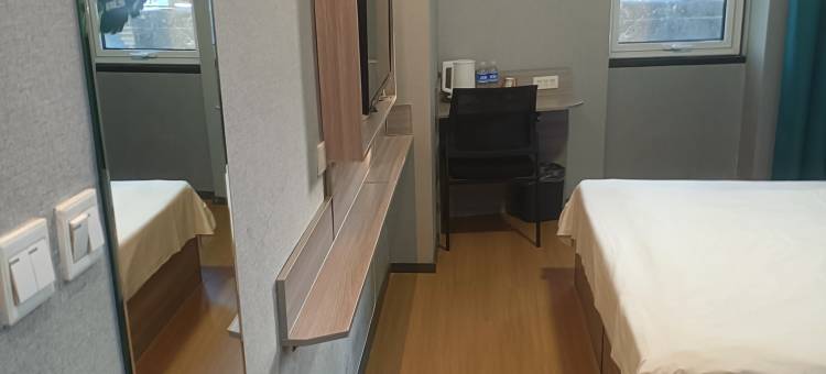 华驿精选酒店(河北工业大学北洋桥地铁站店)图片