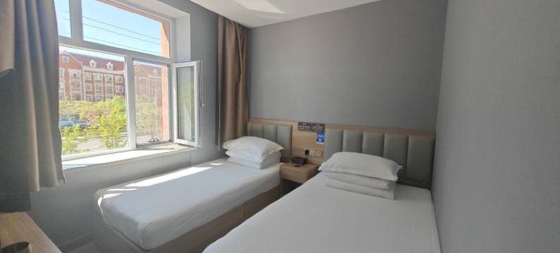 富蕴富城民宿酒店图片