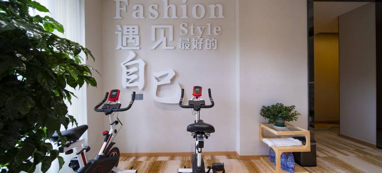 Shimmer·YT Meet逸庭｜遇见智能影音酒店(贵阳观山湖奥体中心店)图片