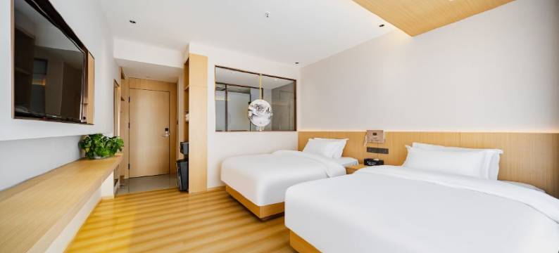 康定云顶星空酒店图片