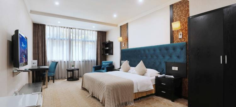 久龙·利斯卡尔酒店(酉州古城桃花源店)图片