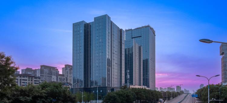 阿龙的家庭影音民宿(体育场地铁站店)图片