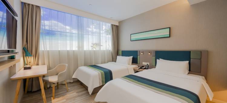 艺龙安云酒店(南京桥北弘阳广场柳洲东路地铁站店)图片