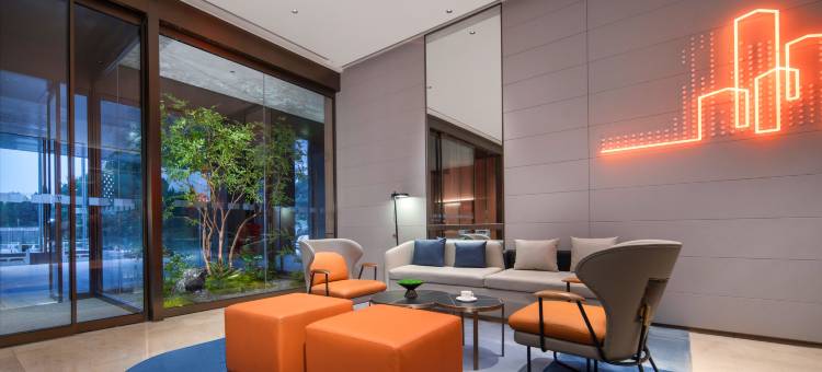 郑州花园路正弘城智选假日酒店图片