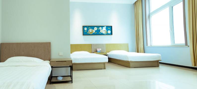 平泉鑫美酒店图片