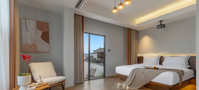 云岸山青·诧寂美学｜空中花园设计师观景美宿(丽江古城店)图片