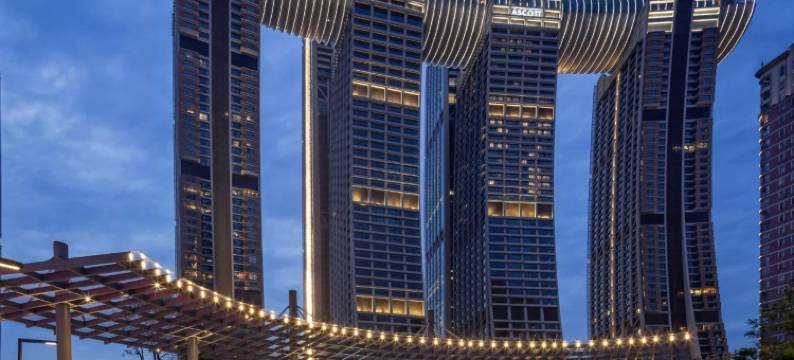 秋舍高空酒店(重庆解放碑步行街洪崖洞店)图片