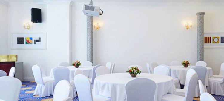 金一套房酒店(GoldOne Hotel & Suites)图片
