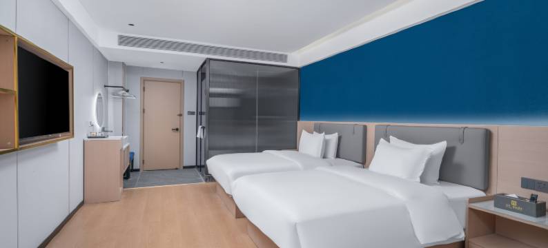 云栖臻品酒店(广州白云火车站上步地铁站店)图片