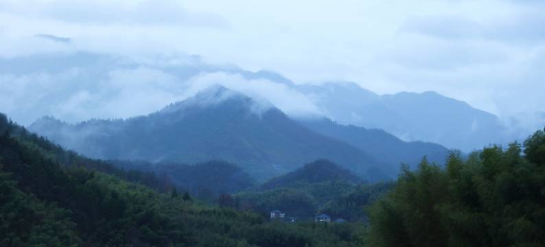 云渡·临安山野度假民宿(风之谷店)图片