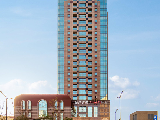 上海陆家嘴中心城际酒店