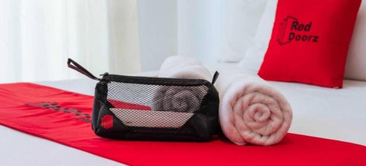 红门酒店 Plus @ 卓越酒店 阿尔卡拉 邦阿西楠(RedDoorz Plus @ Remarkable Hotel Alcala Pangasinan)图片