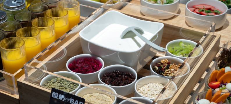 武汉江汉路循礼门地铁站轻居酒店图片