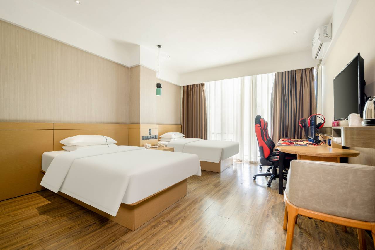 ETAnt·锦电竞酒店(百色市高铁站城东客运中心店)图片