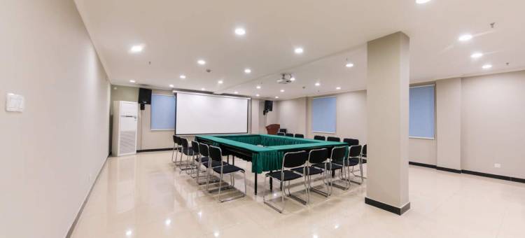 驿享酒店(武汉万松园王家墩东地铁站店)图片