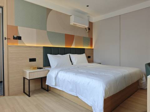 转角酒店(三江学院店)