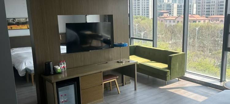 吉子酒店(无为城市广场城南公园店)图片