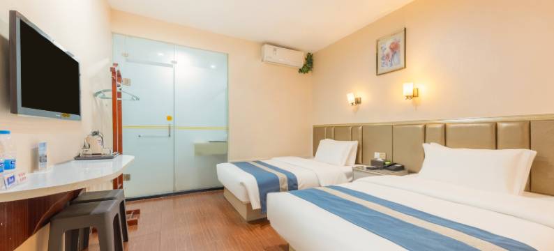 九福酒店(福州三坊七巷南门兜地铁站店)图片