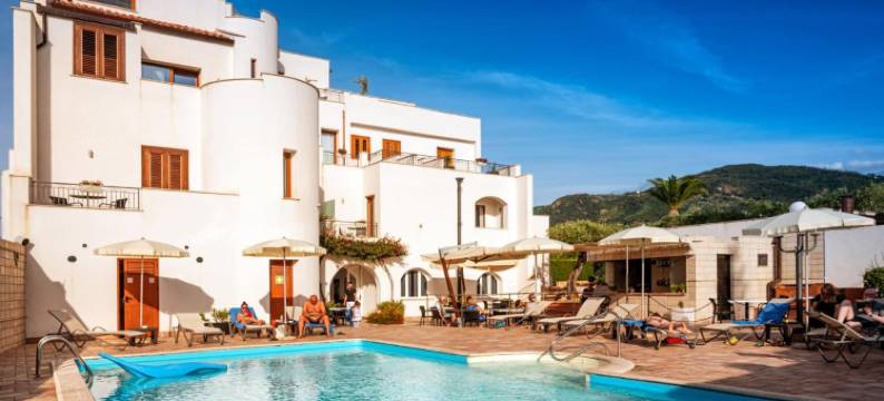 HOTIDAY 房间精选 - 切法卢马扎福尔诺(Hotiday Cefalu Mazzaforno)图片