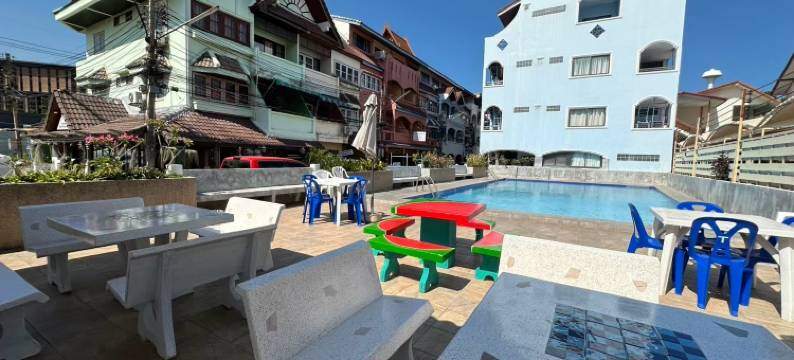 瑟普莱海滩酒店(Thipurai Beach Hotel)图片