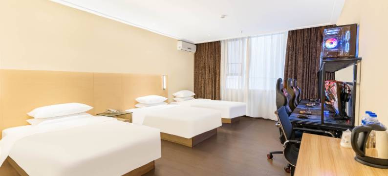 摩戏电竞酒店(广西贵港国际生活港高铁站店)图片