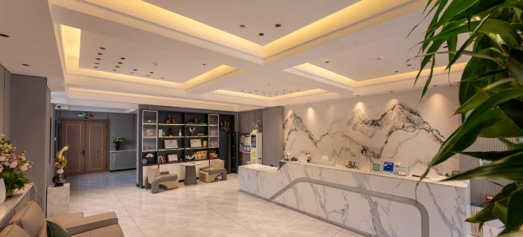 德曼商务酒店(扎兰屯火车站发达广场店)图片