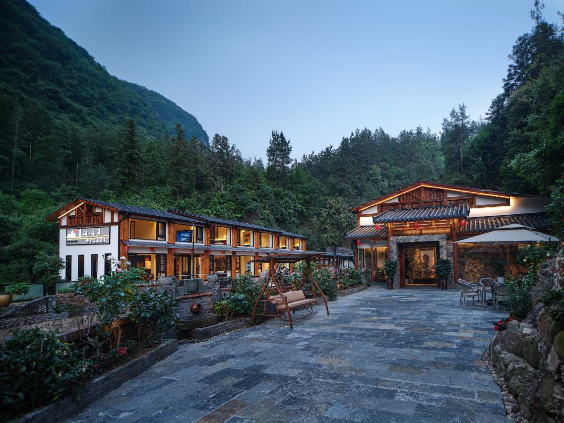 张家界莫问·隐居野奢度假酒店(武陵源国家森林公园店)图片