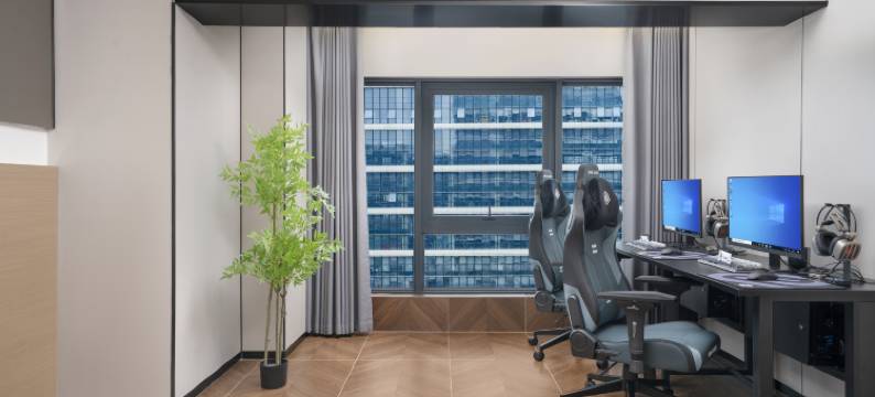 丛林电竞酒店(金融北城趣玩购物中心店)图片