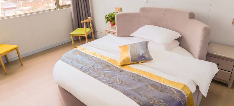 色达星辰酒店图片