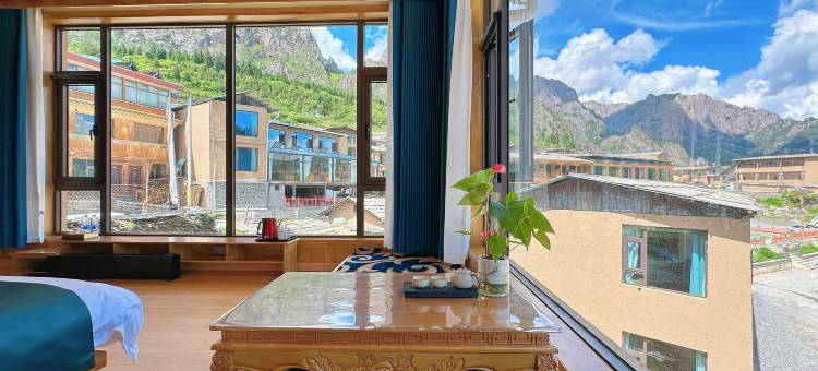 山是山丨扎尕那全域日出观景山居美宿(达日观景台店)图片